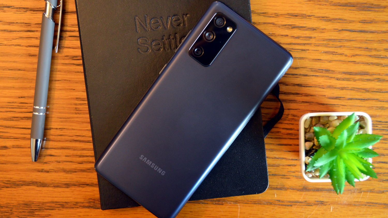 First Look: Samsung's $700 Galaxy S20 FE 5G