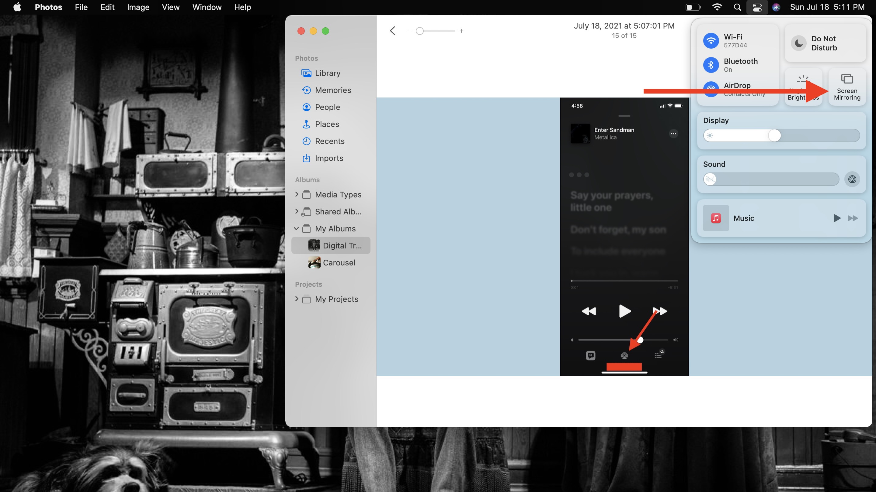 AirPlay 2 on Mac desktop.