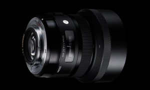 sigma lenses 2013 cpplus 30mmf1 4dchsm