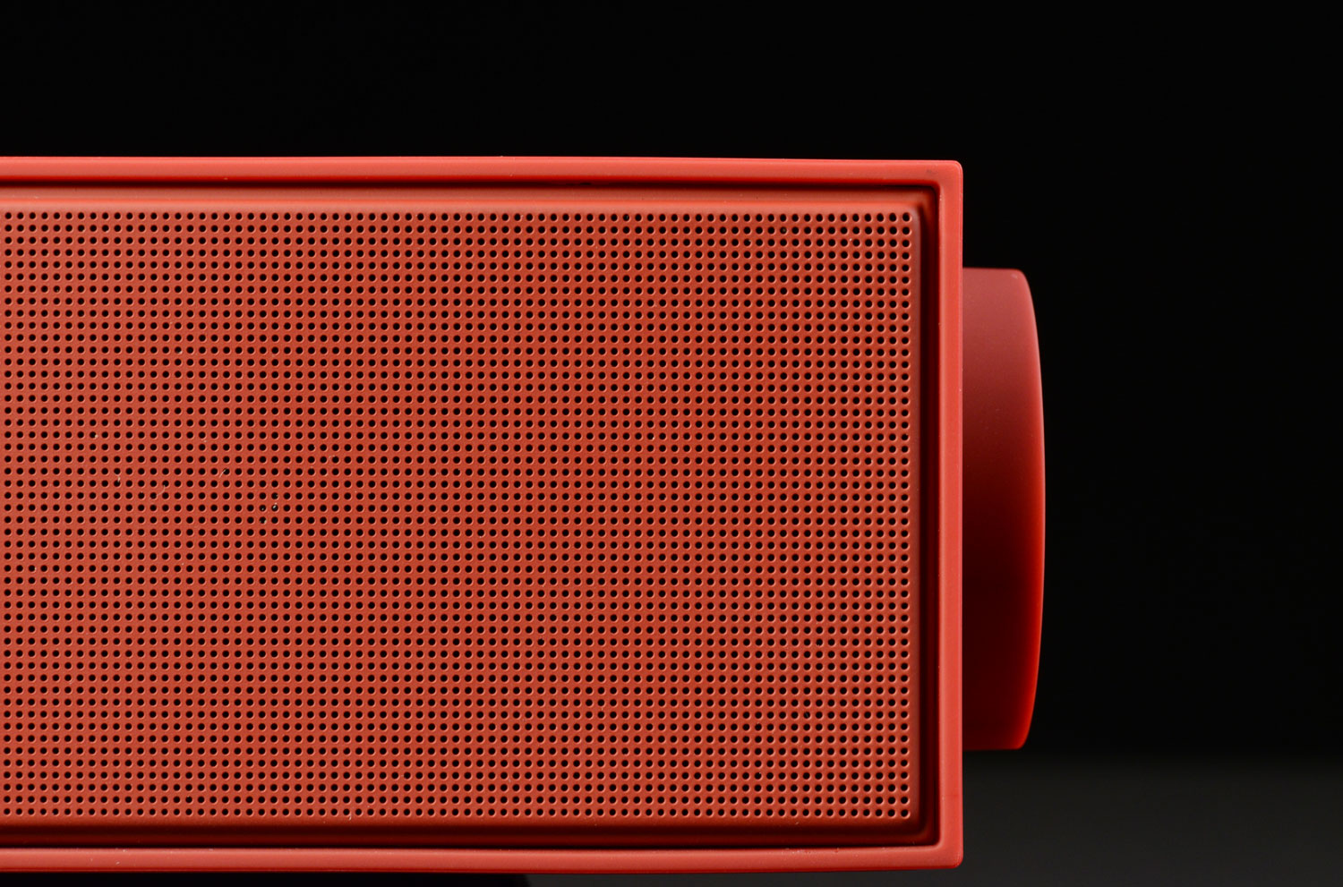 Native Union Switch Review | Portable Bluetooth Speaker | Digital
