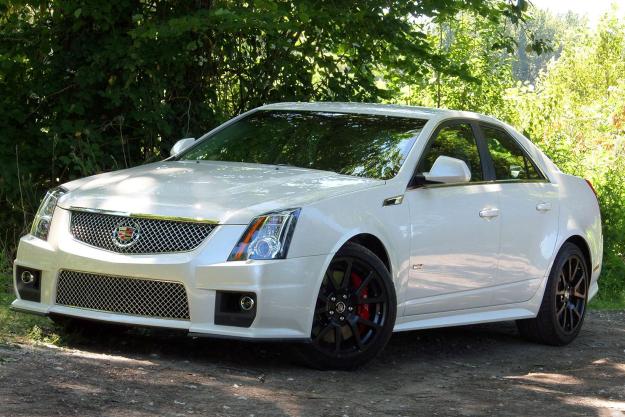 2013 Cadillac CTS_V Sedan featured image