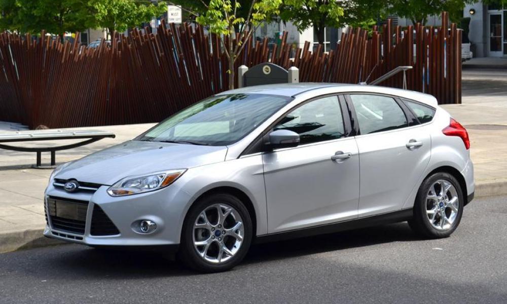 2012 ford focus sel review front angle