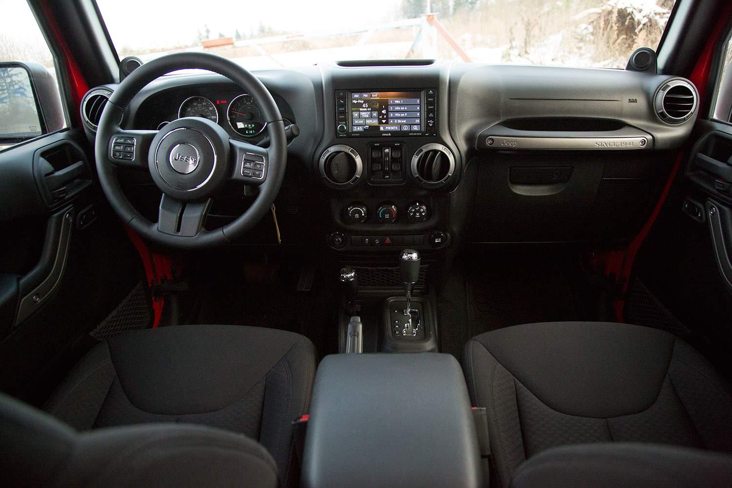 2015 rubicon interior