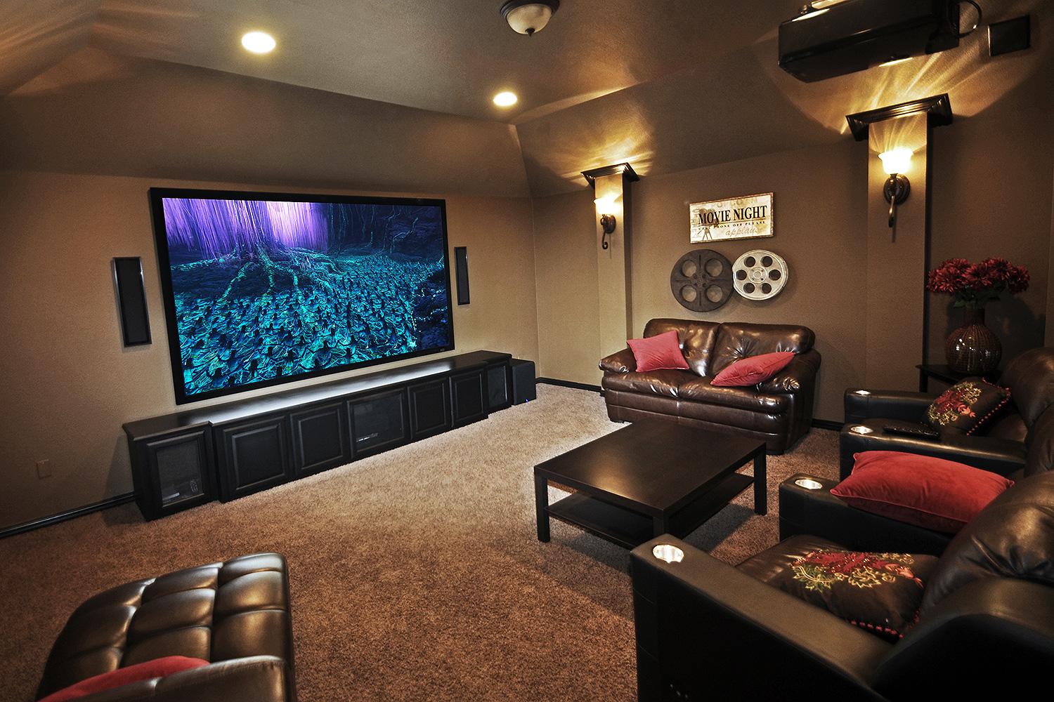 25 Home Theaters Perfect For Watching Blockbusters At Home