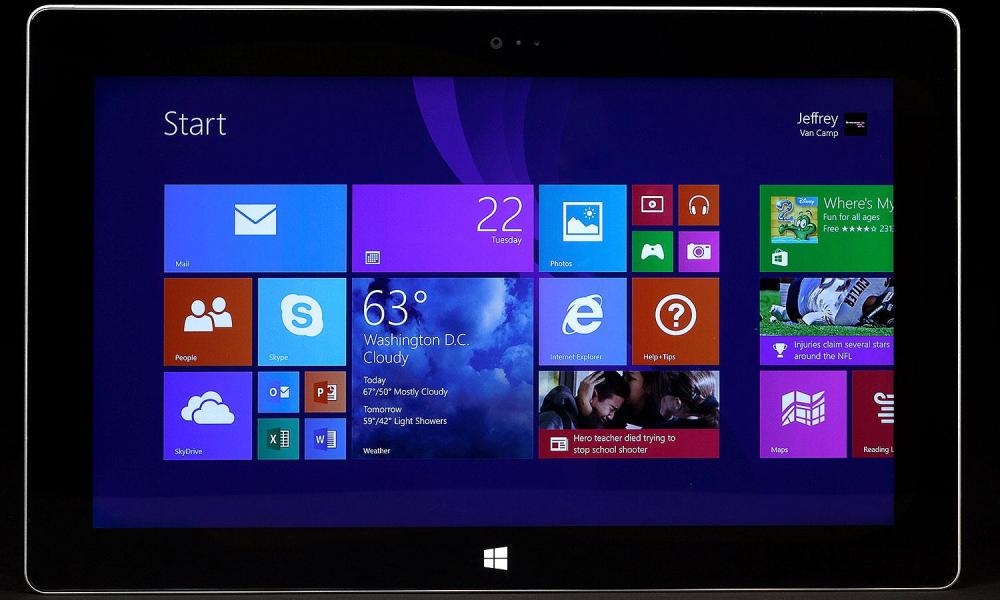 Microsoft Surface 2 front start screen