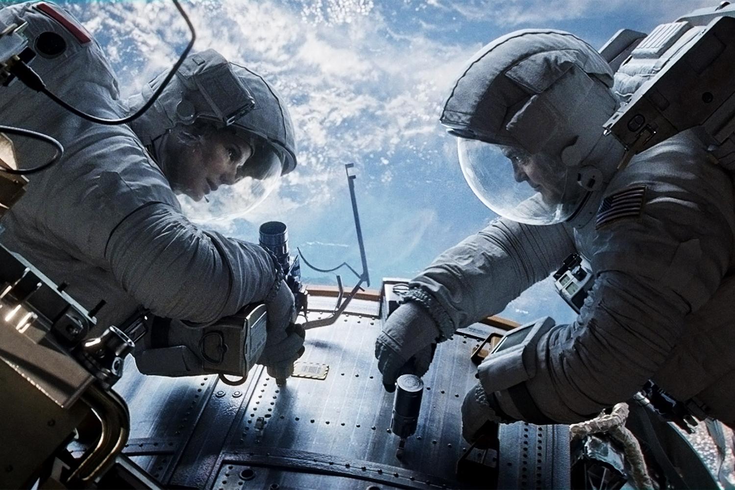 gravity movie review sandra bullock george clooney