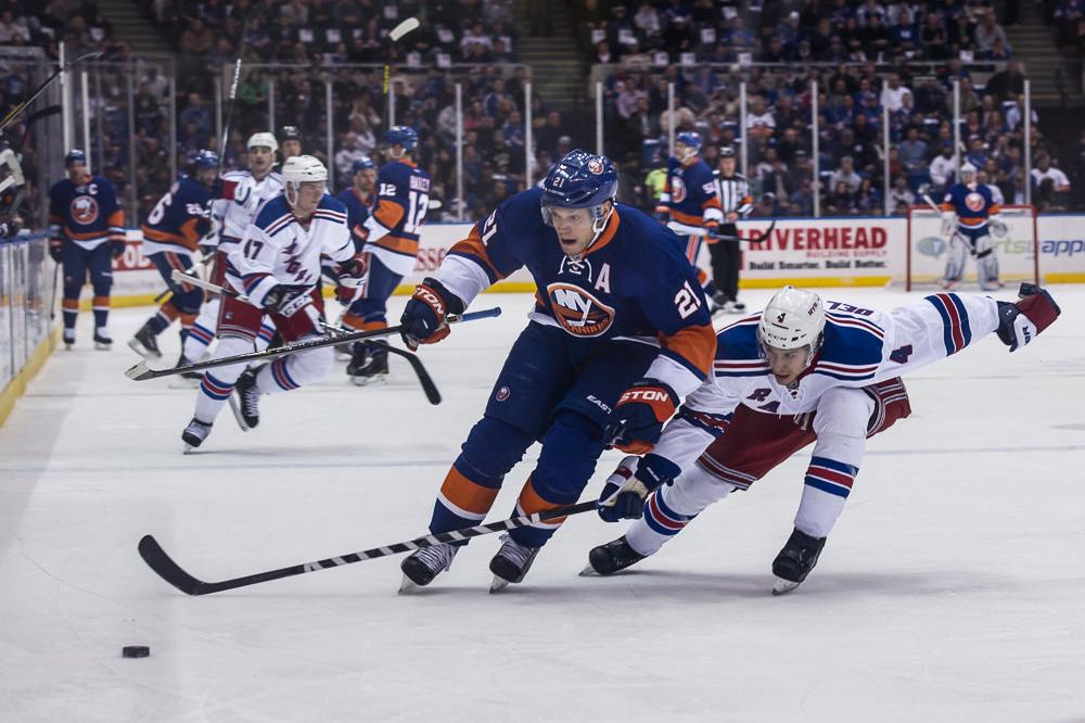 Photography 101: Tips for shooting hockey games | Digital Trends