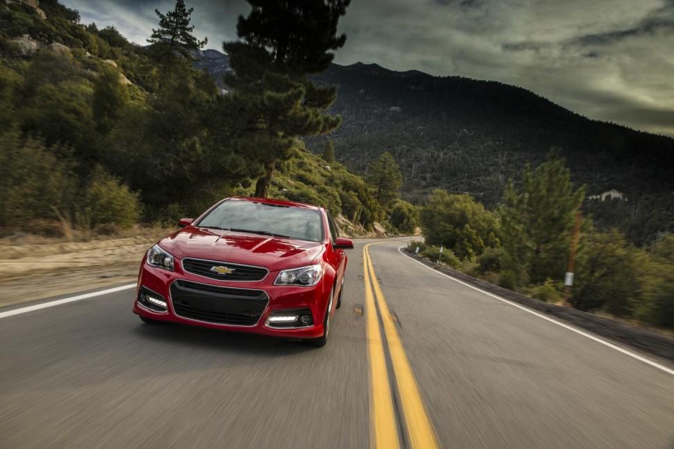 Dodge Charger SRT8 vs. Chevrolet SS | Digital Trends