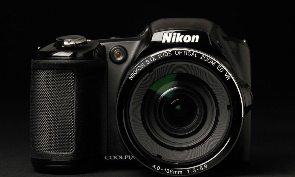 Nikon Coolpix L830 front