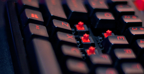 Nếu bạn là một người yêu thích cảm giác độc đáo khi sử dụng bàn phím, thì mechanical keyboard chắc chắn là một lựa chọn tuyệt vời cho bạn. Với những chiếc bàn phím có cấu trúc khác biệt, bạn sẽ có một trải nghiệm độc đáo và thú vị hơn khi gõ phím.