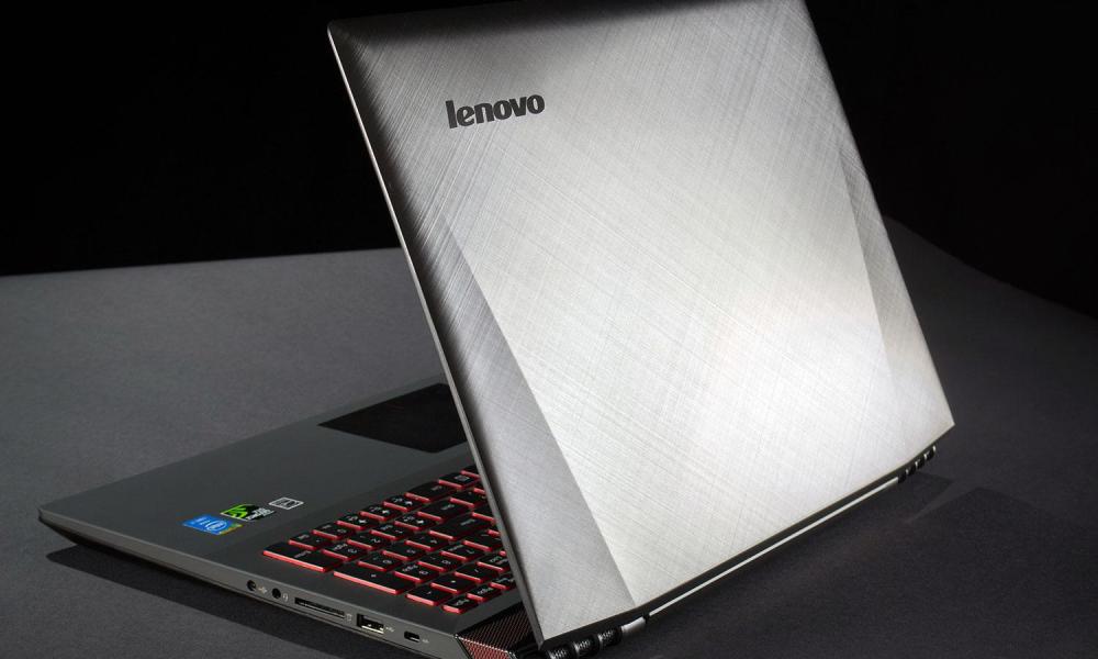 Lenovo IdeaPad Y510p back angle