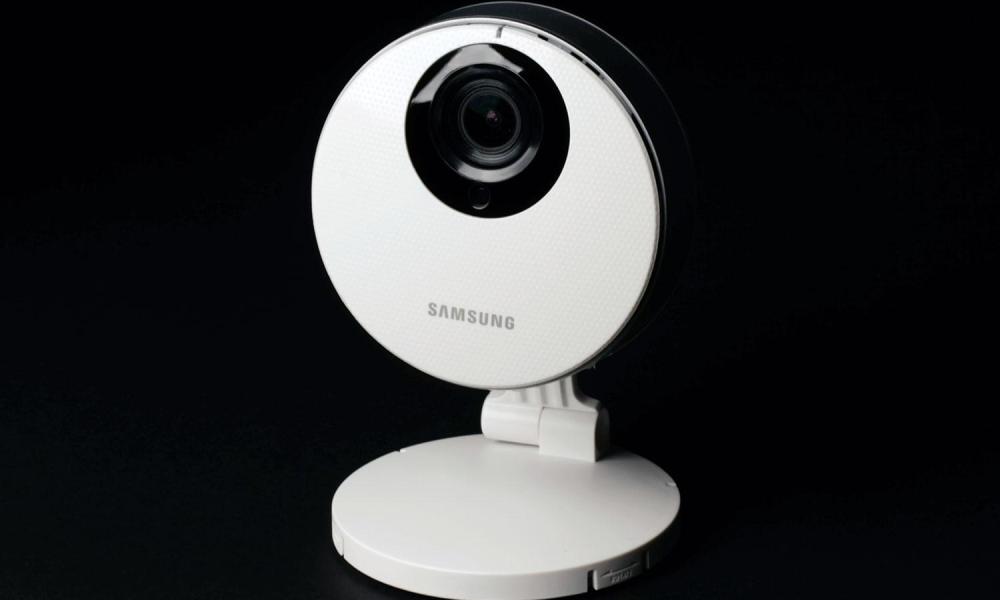 Samsung SmartCam HD Pro front