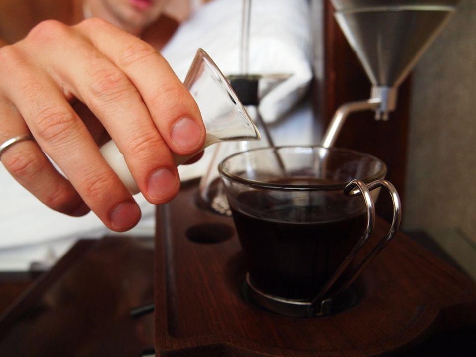 The Barisieur Coffee Alarm Clock Wakes You Up With a Fresh-Brewed Cup of  Joe Every Morning