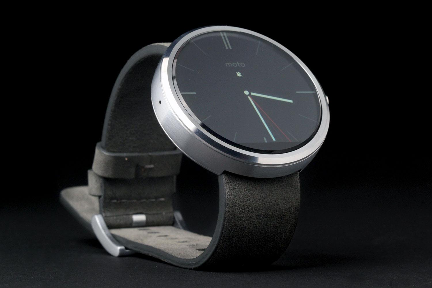 Moto 360 best sale fitness tracking