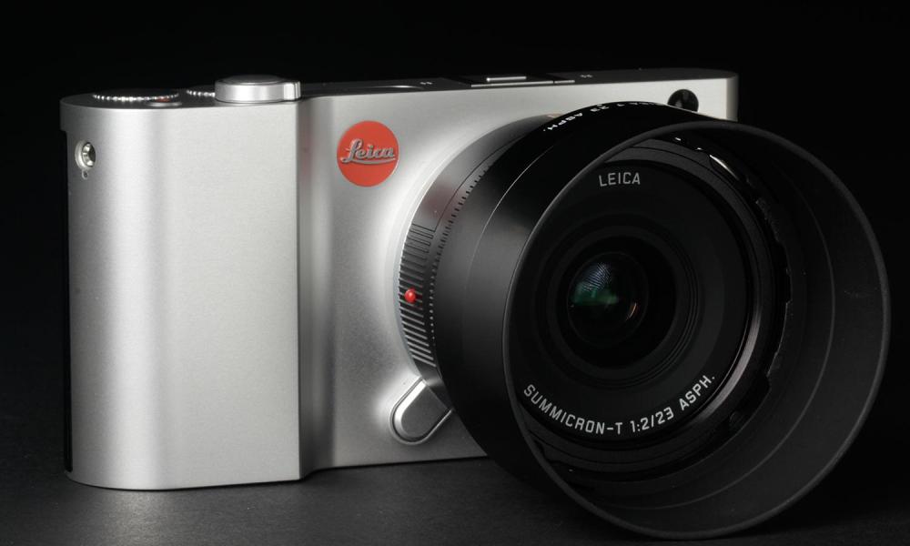 Leica T