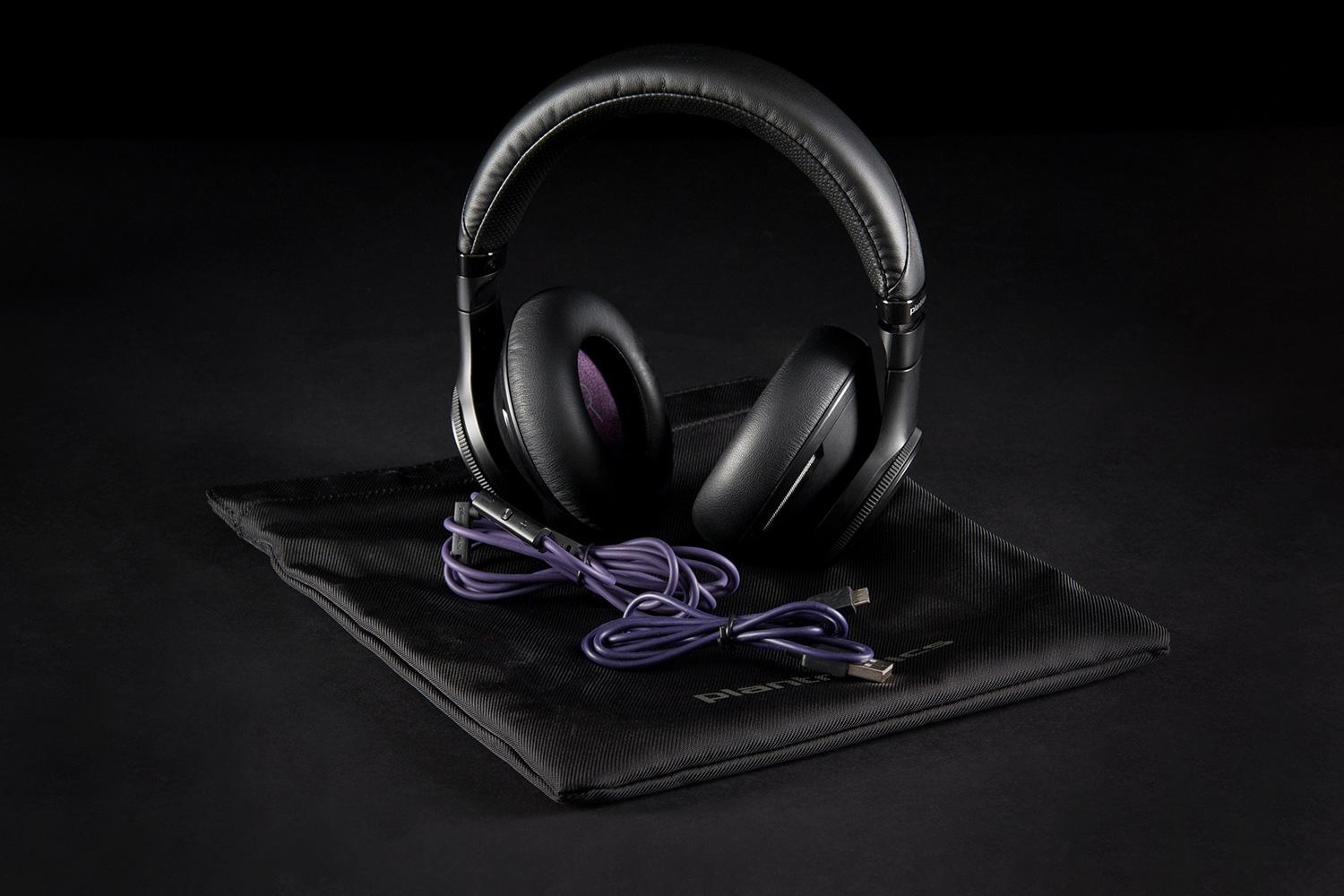 Plantronics backbeat pro online specs