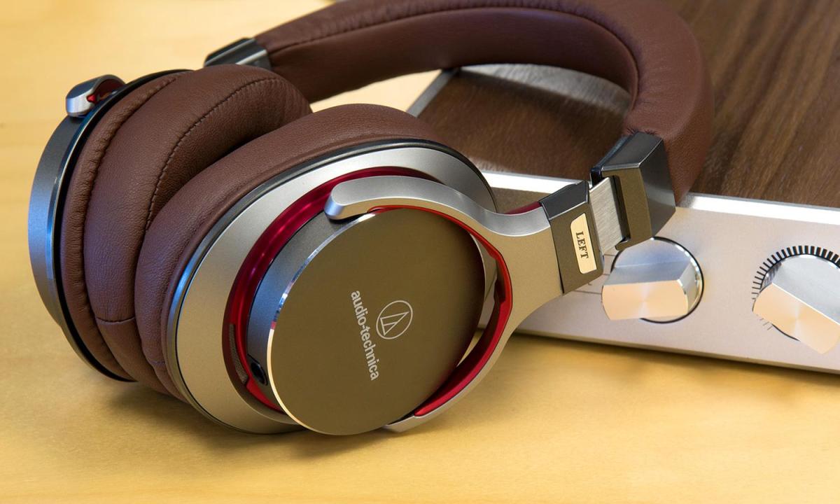 Audio Technica MSR7 hero