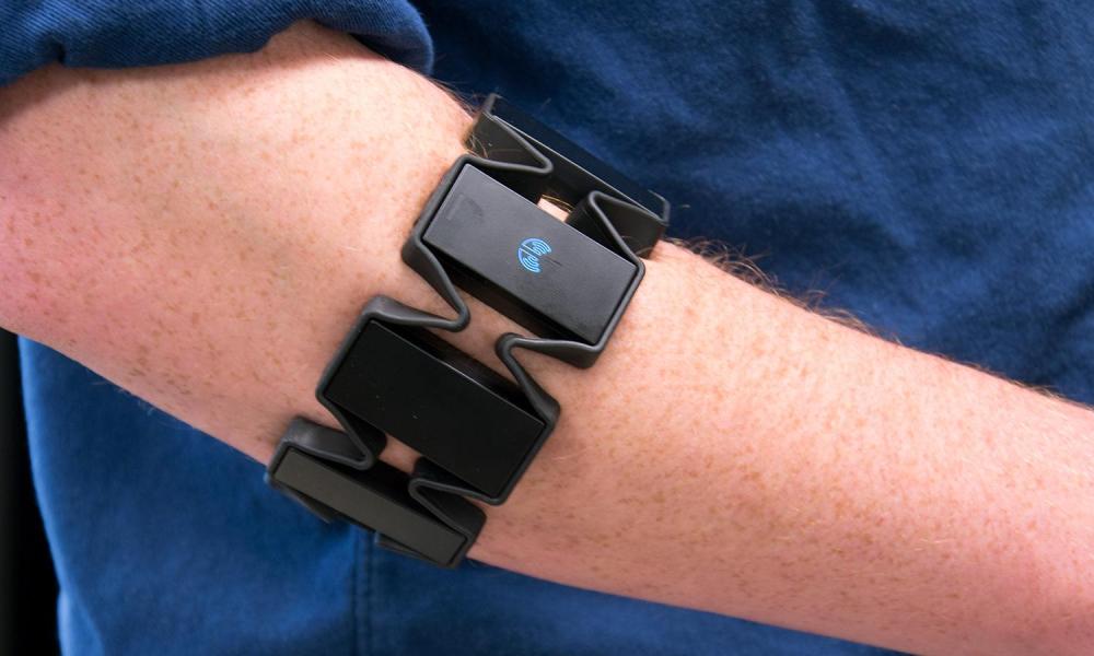 Thalmic Labs Myo Gesture Armband