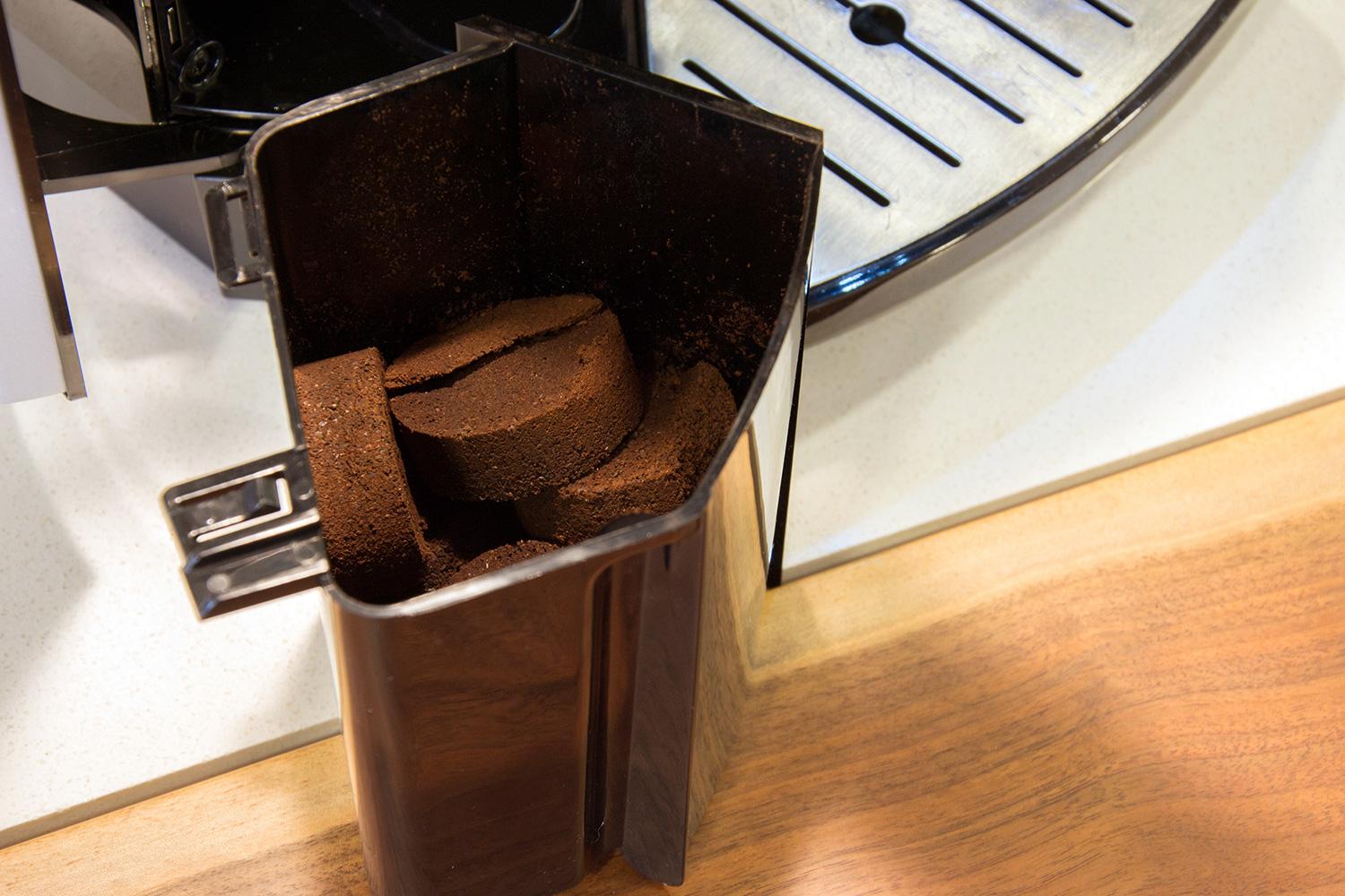 https://www.digitaltrends.com/wp-content/uploads/2015/06/Krups-EA9010-Coffee-Maker-grindbin.jpg?fit=1500%2C1000&p=1