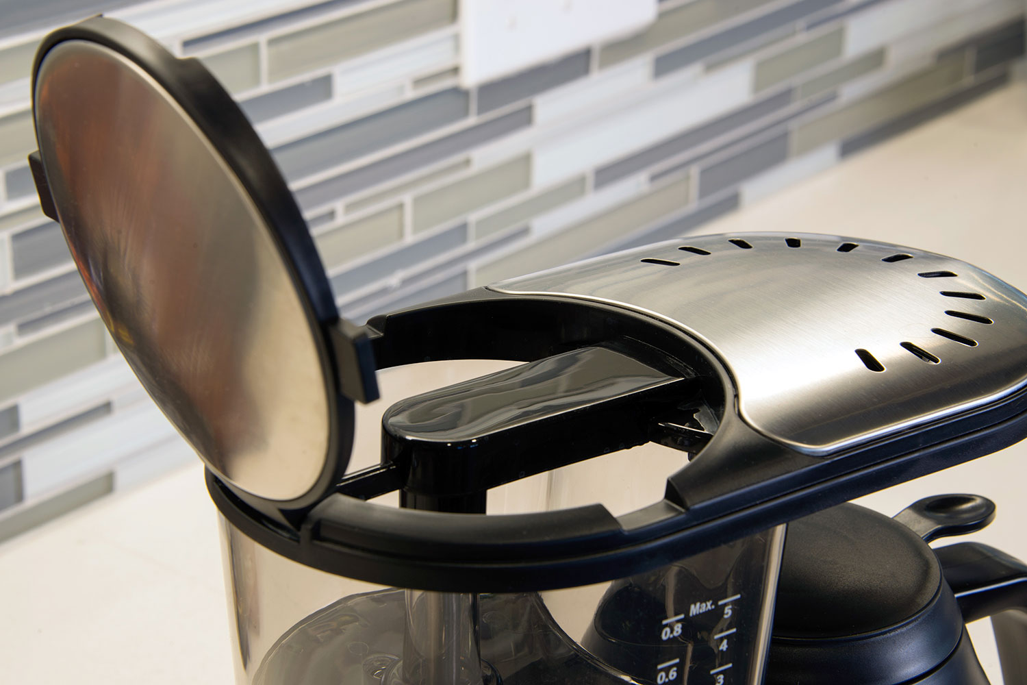 Our review of the Bonavita BV1800 coffee maker.