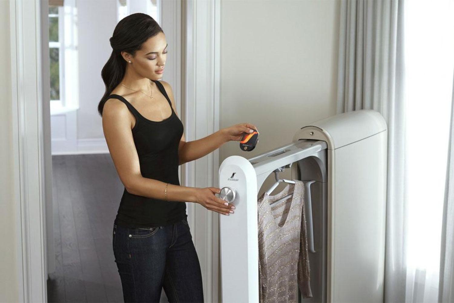 Swash Clothes Revitalizing System Fabric Steamer at