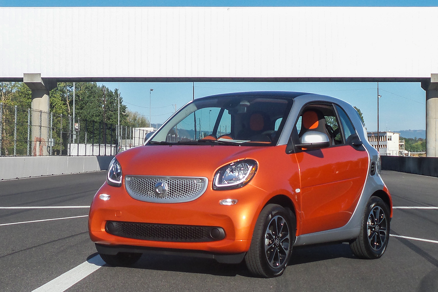 2016 Smart ForTwo review: Smart ForTwo grows up for 2016, stays as compact  as ever - CNET