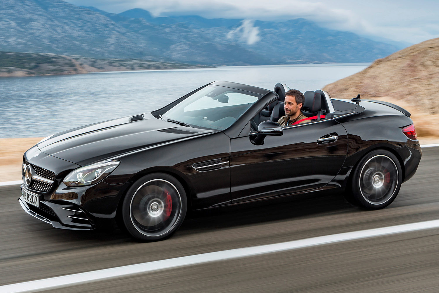 2017 mercedes benz slc pictures performance specs amg 43 012