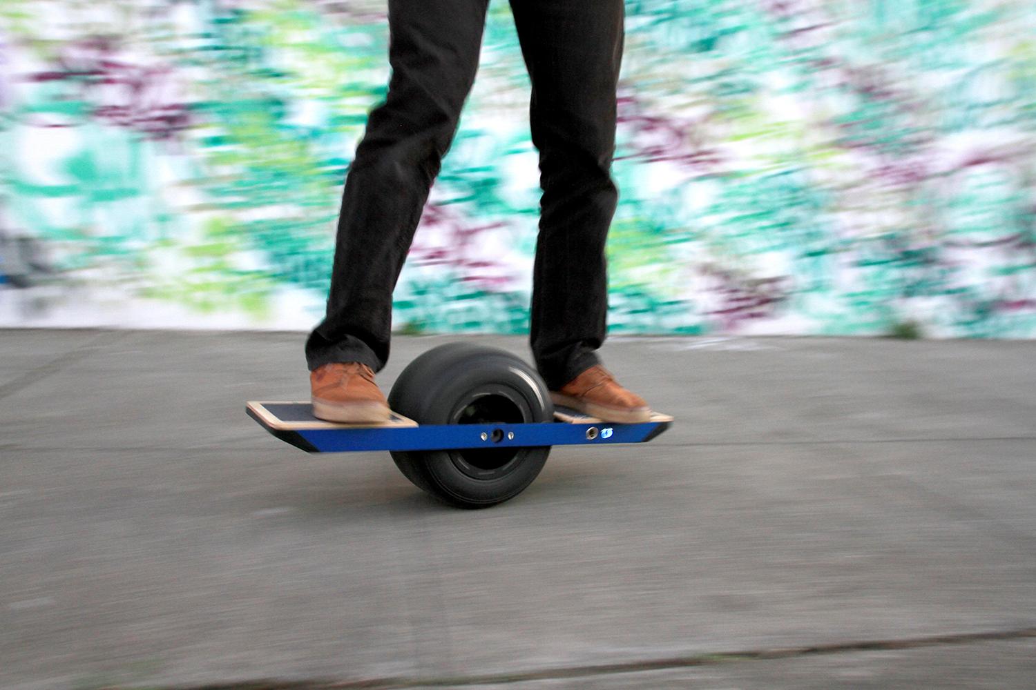 Onewheel looks like a balance board, rides like a hoverboard | Digital ...