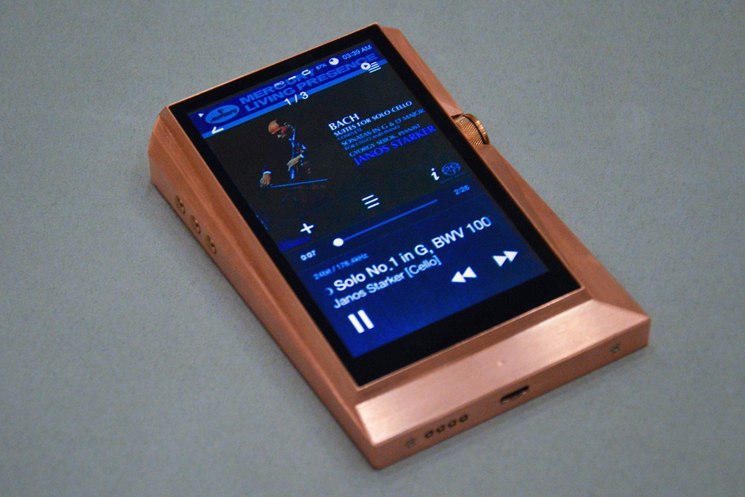 Astell&Kern Unveils New AK320, AK380 Copper Hi-Res Player