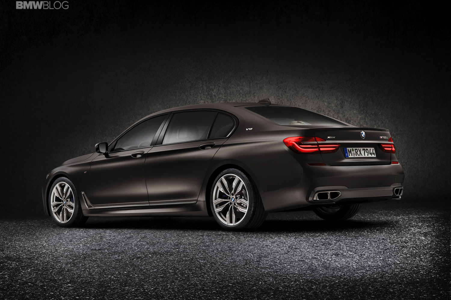 Bmw M760li Xdrive V12 Pictures Specs News Digital Trends