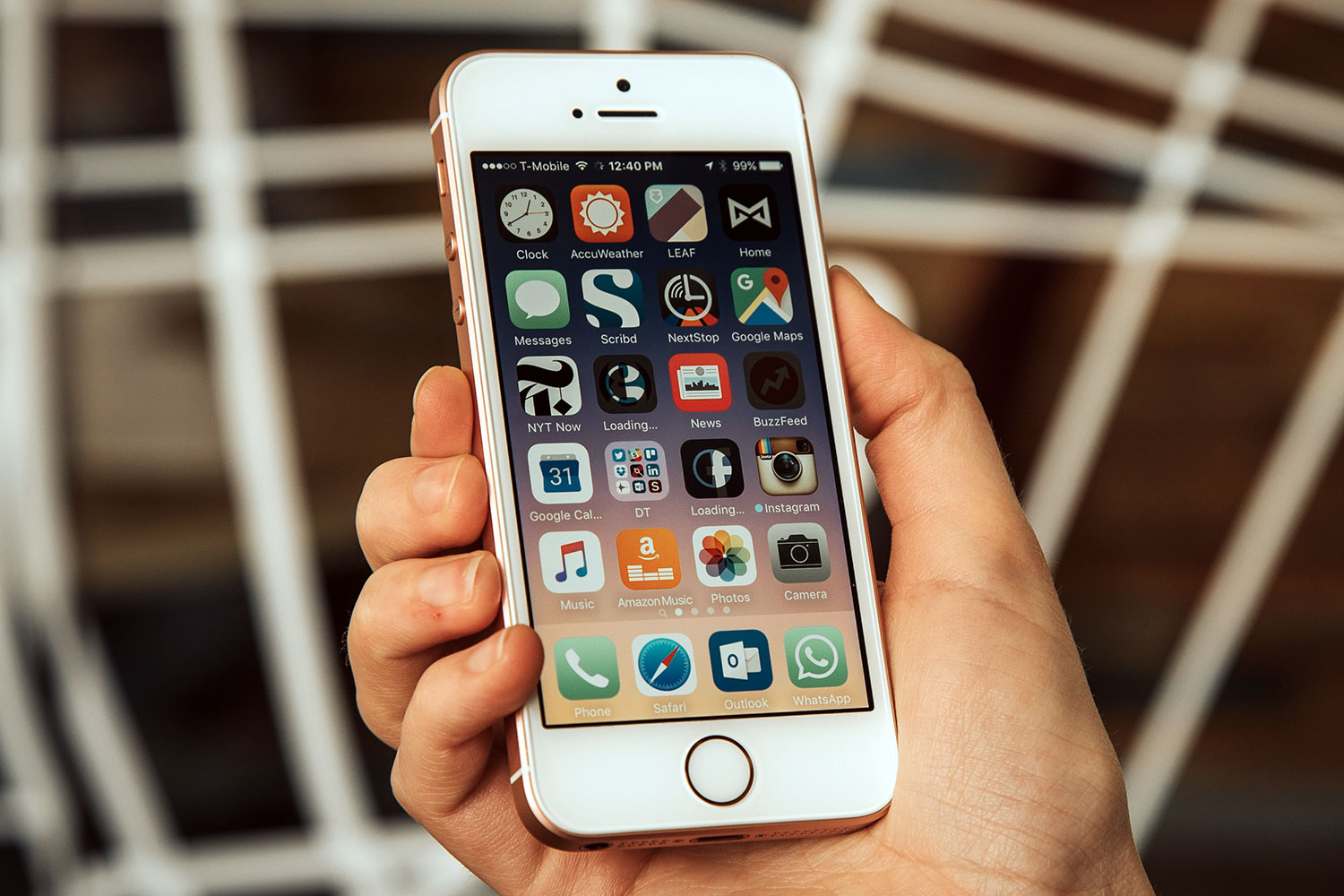 Apple iPhone SE | Digital Trends