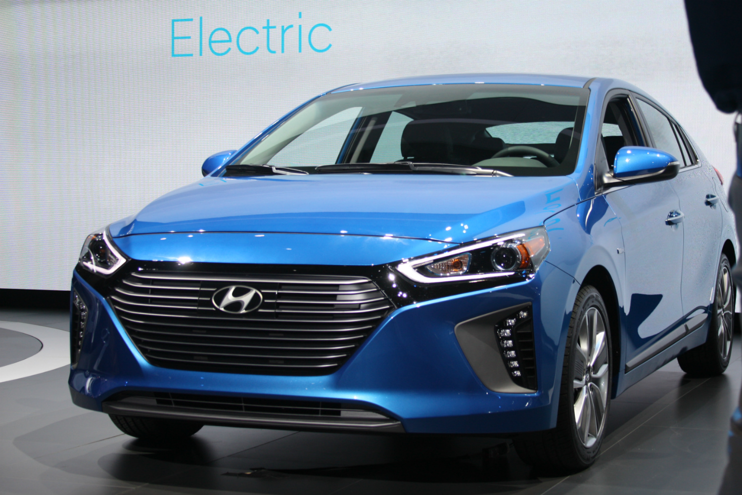 doel snelheid stel voor Hyundai Ioniq EV Revealed | Pictures, Specs, News | Digital Trends
