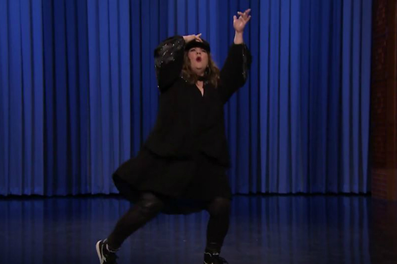 The Night Melissa McCarthy Stole the Show on Lip Sync Battle – A Hilarious Tale of “Ghostbusters” and “Shake Your Groove Thing”