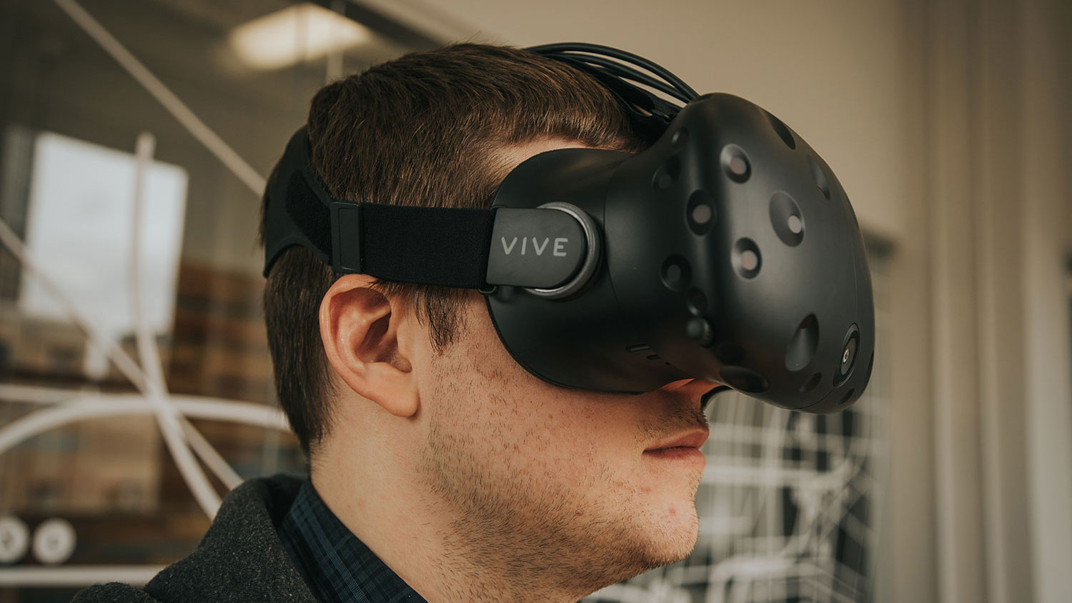 Oculus rift vs htc best sale vive 2020