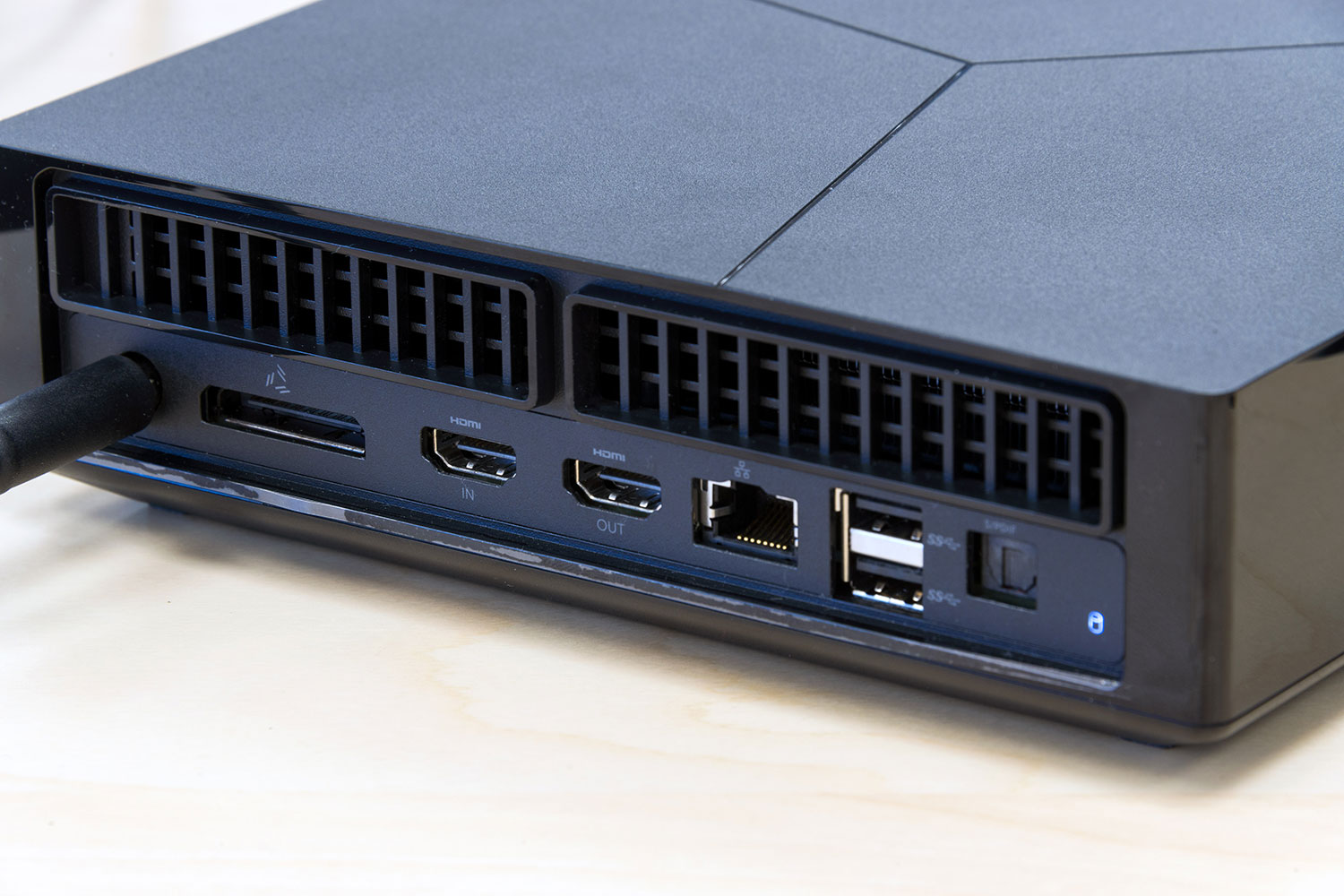 alienware steam machine r2