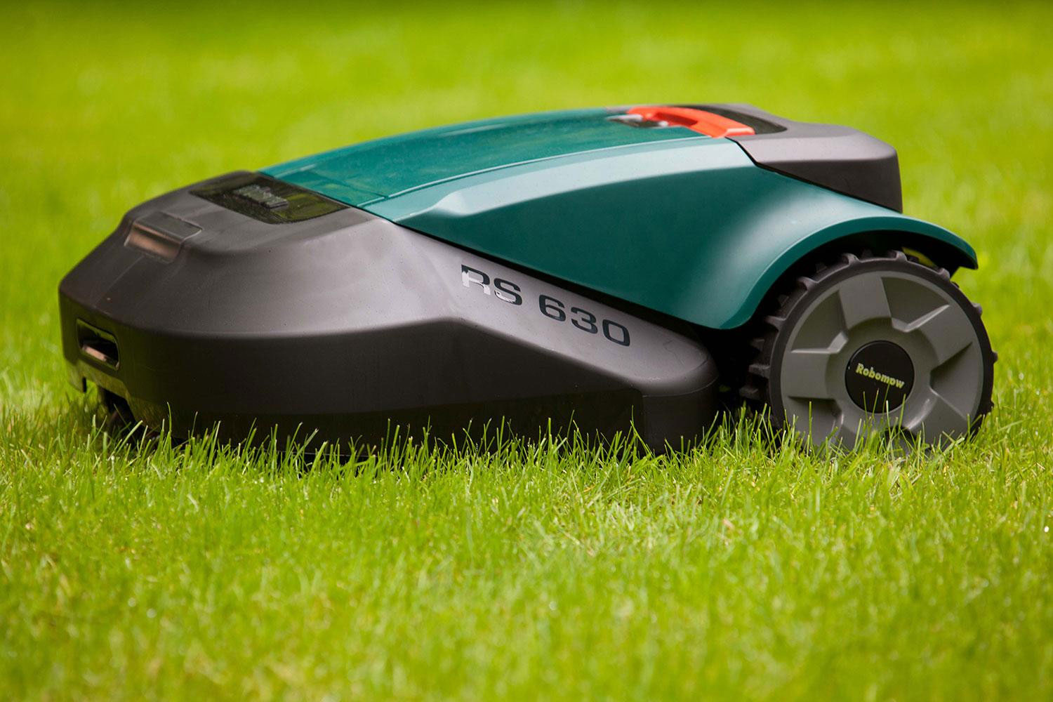 Roomba type best sale lawn mower