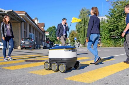 Autonomous delivery robots at center of bomb scare ‘prank’