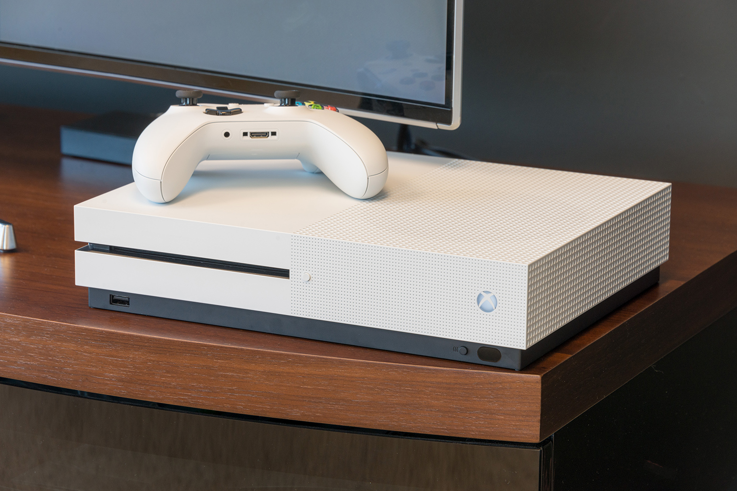 Xbox One S All-Digital Console: What Are Microsoft Thinking