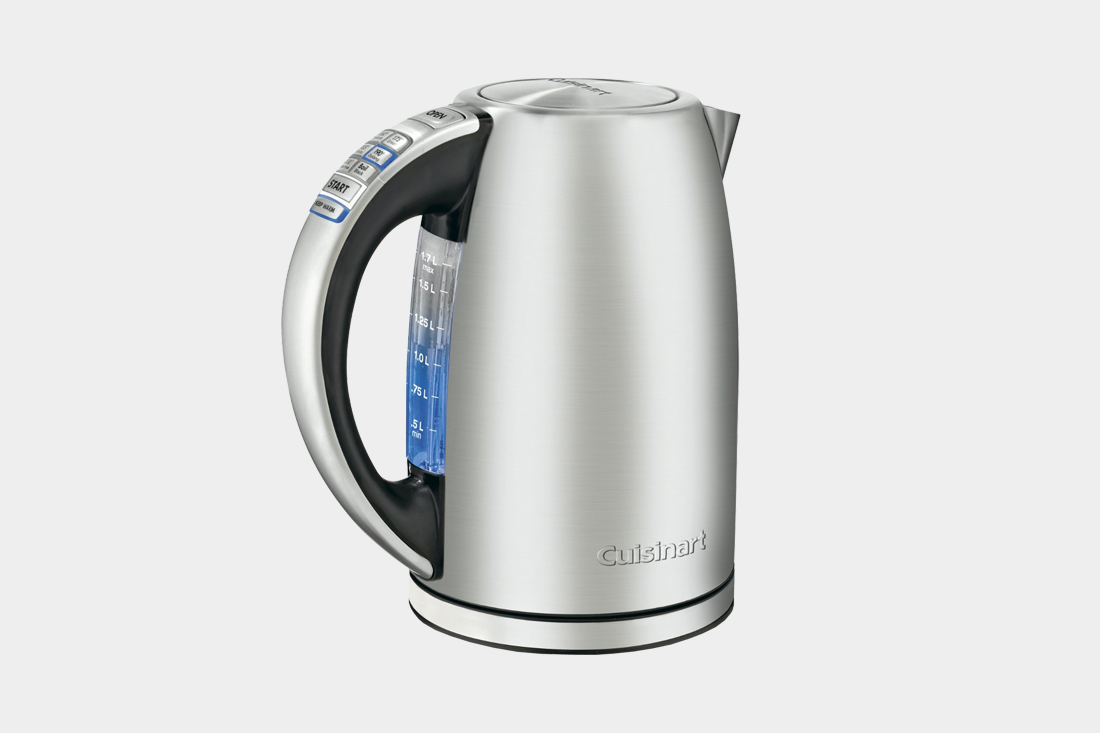 Bugatti's modern electric tea kettle is designed to maintain the exact  ideal temperature for your tea! - Yanko Design