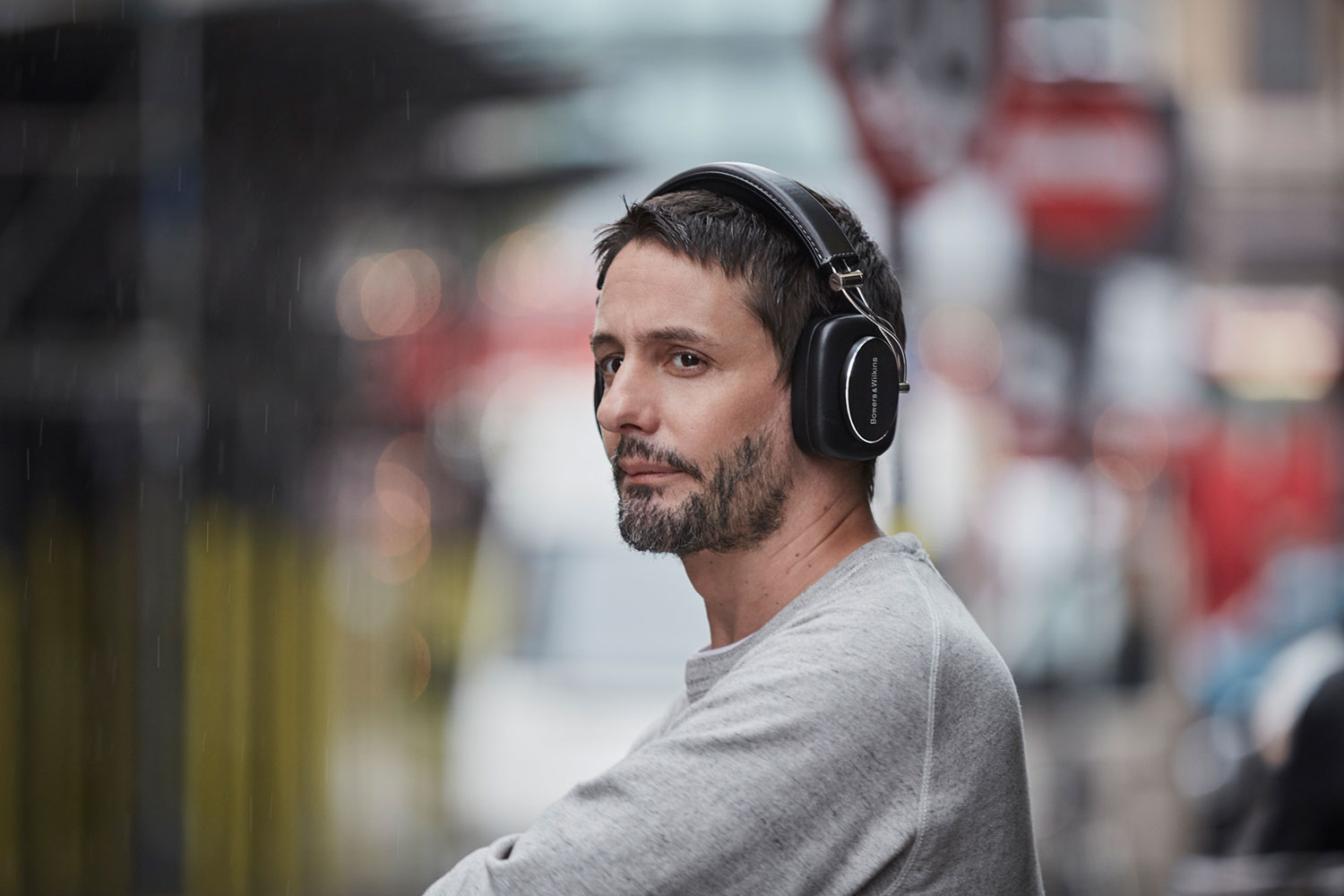 Bowers & Wilkins Announce New P7 Wireless Headphones | Digital