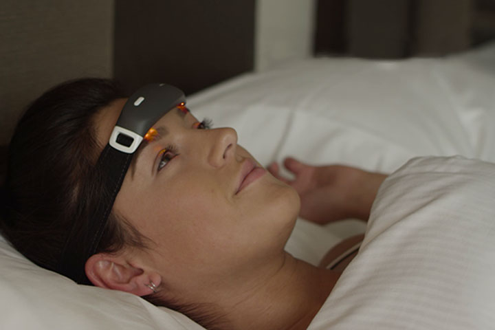 明晰夢誘導EEGヘッドバンド「iBand+」 - リラクゼーショングッズ