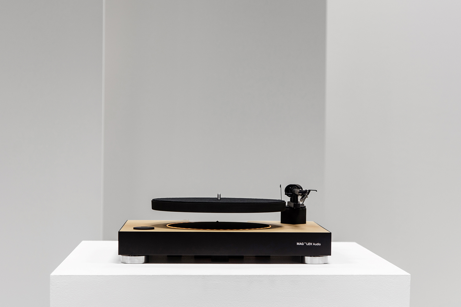 Mag-Lev Audio Levitating Turntable On Kickstarter | Digital Trends