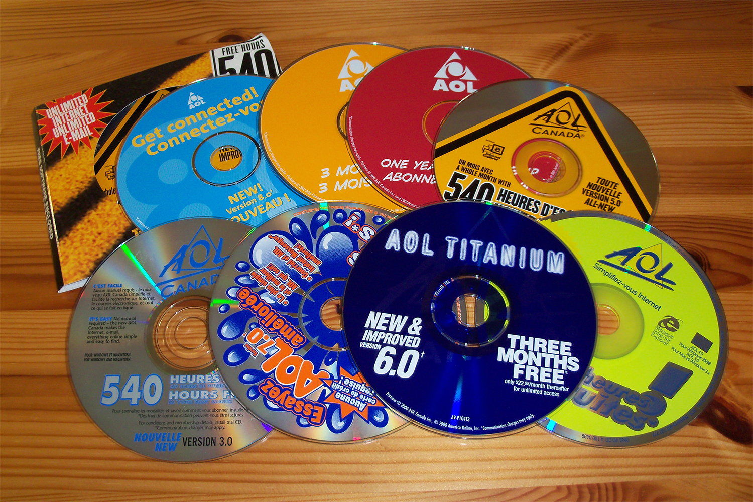 Internet Archive Project Preserves AOL Trial CDs From the 1990s