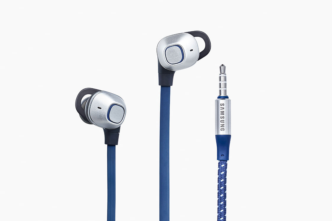 Samsung in ear headphones best sale rectangle design