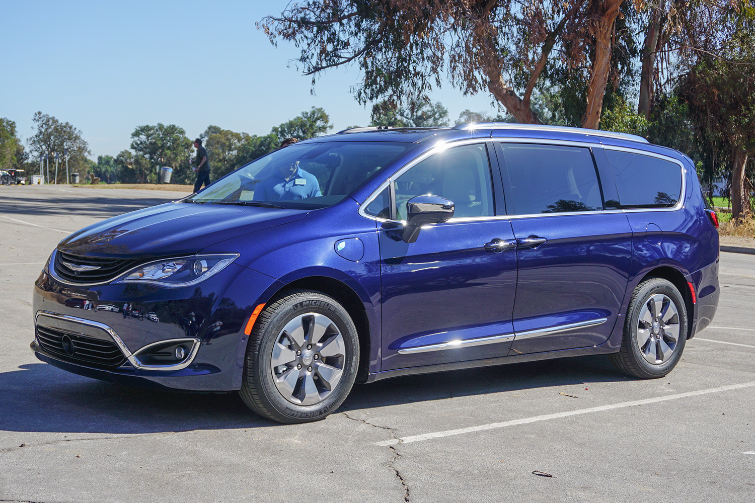 Chrysler best sale pacifica 2017