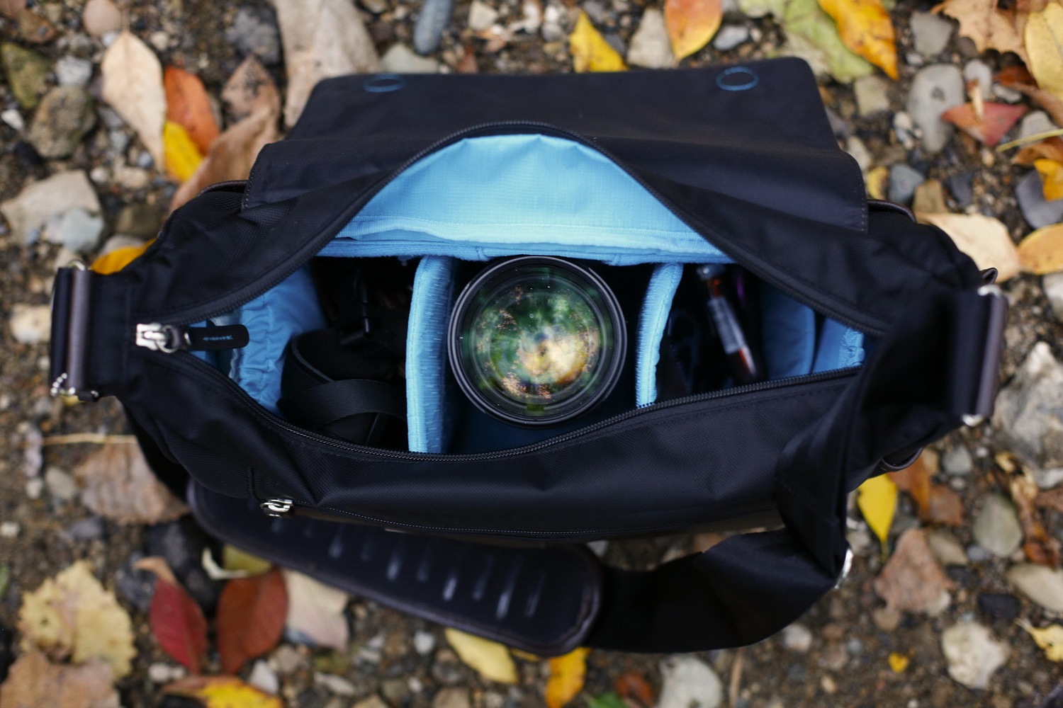 Think Tank Photo Lily Deanne Camera Bag Review | Digital Trends