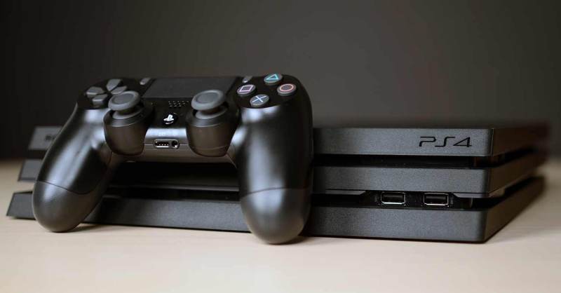 PlayStation 4 review: Fantastic console looking for a few good games