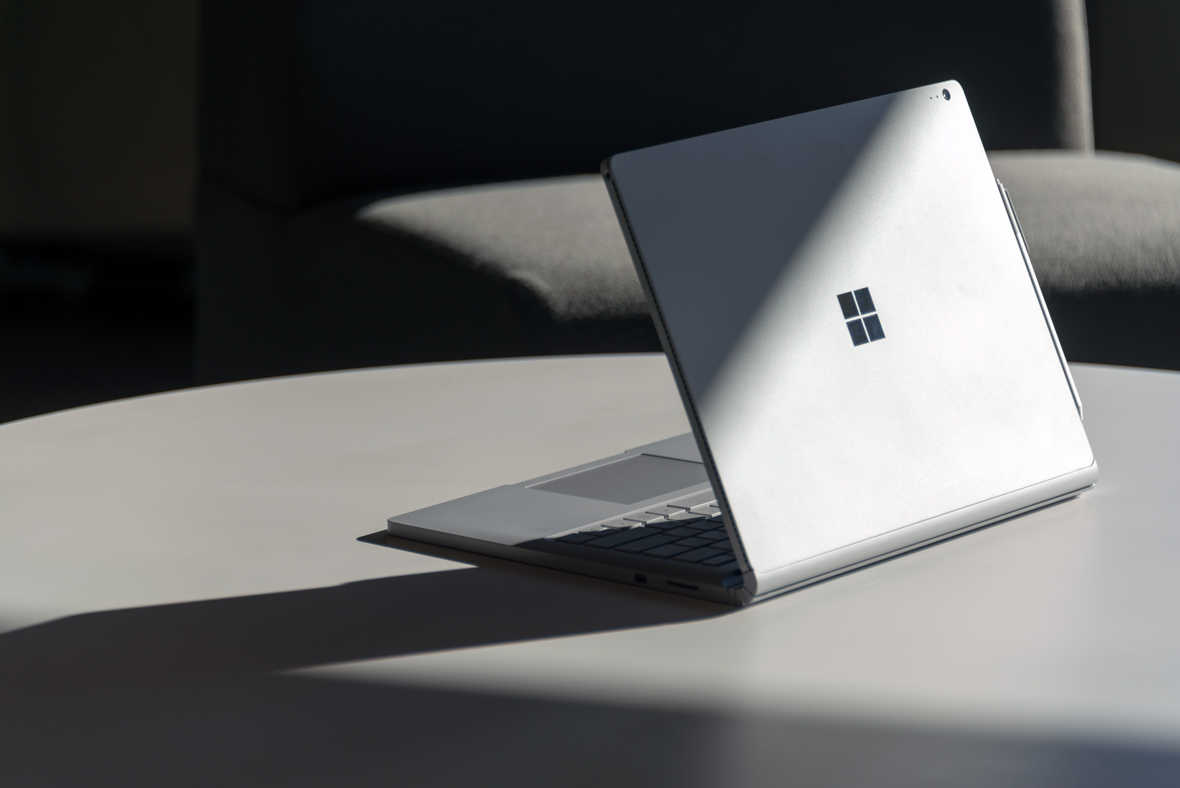 Surface discount book shell