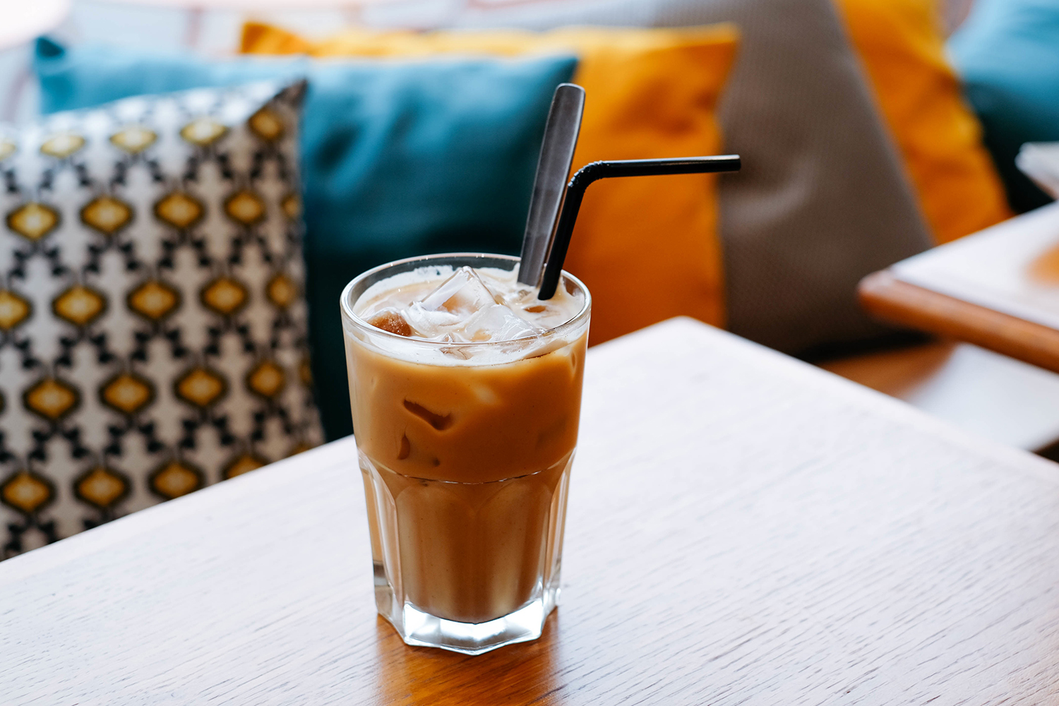 Pour Over Coffee vs Cold Brew: Unveiling the Ultimate Brew Battle