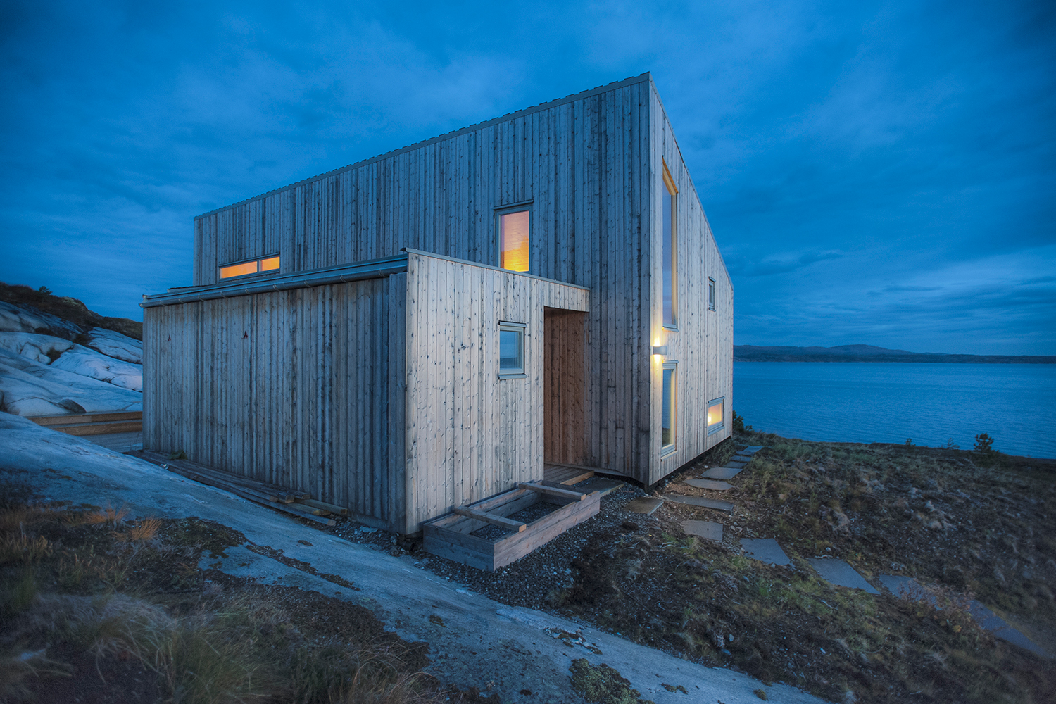 Norwegian Cabin Built Entirely Using Wood Harvested On-Site | Digital ...